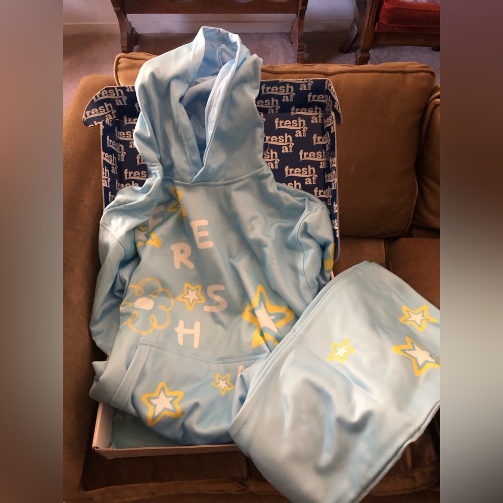 4-sale Rare! Febreze Fresh Hoodie & Pants Set- 624 $50 or $45 w/offer